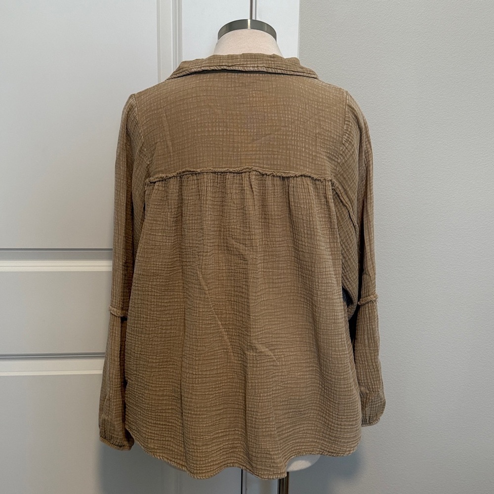 Easel tan gauze pullover top sz S - Picture 2 of 5